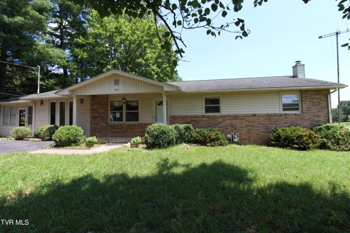 1st photo of 288 Hicks Road