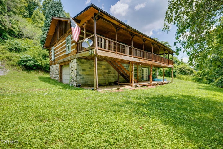 1st photo of 29 Scarberry Hollow
