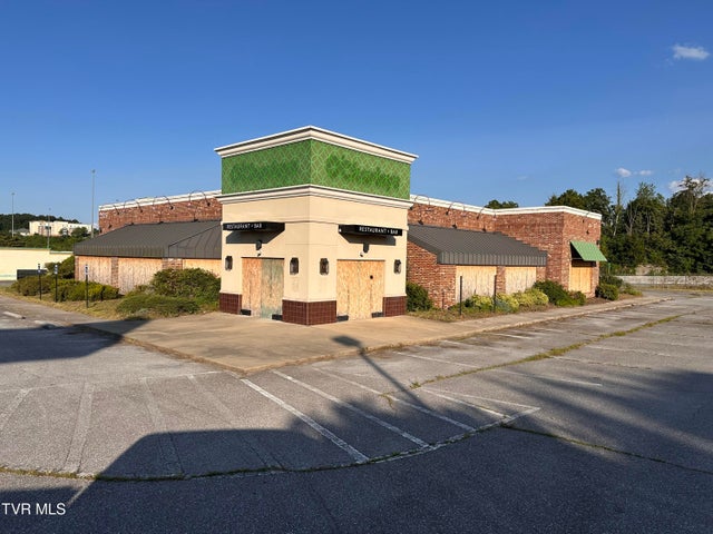 1st photo of 3315 Linden Drive