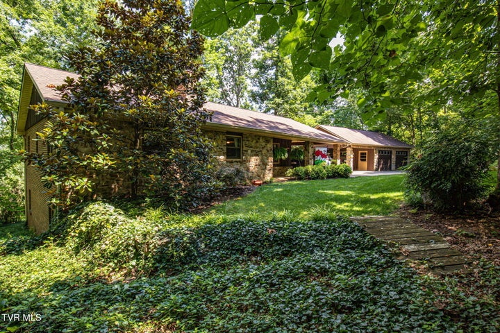 1st photo of 218 Panoramic View Drive