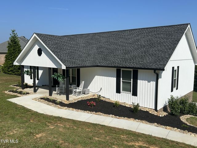 1st photo of 113 Magnolia Drive Drive