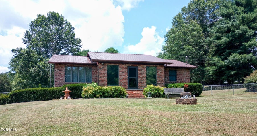 1st photo of 168 Ridgemont Road