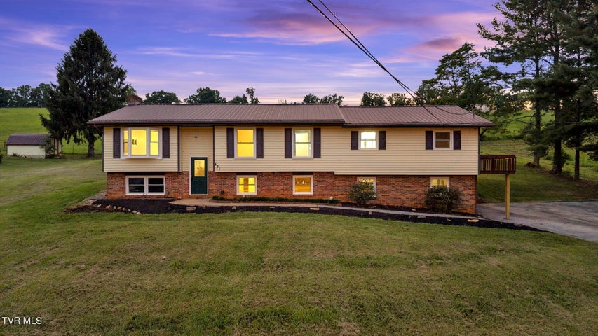 1st photo of 431 Valley Drive
