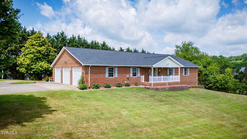 1st photo of 283 Barger Hollow Road