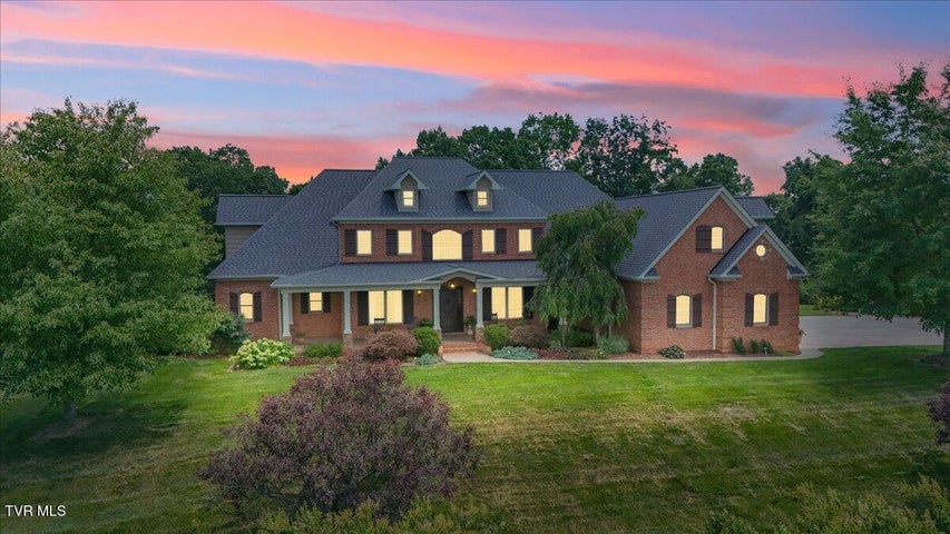 1st photo of 765 Warren Road