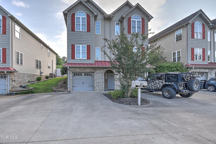 1st photo of 38 Earhart Road
