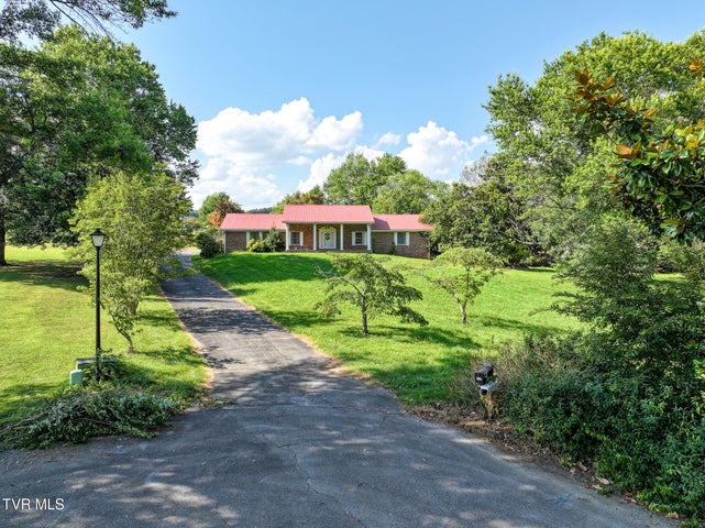 1st photo of 159 Kimbili Drive