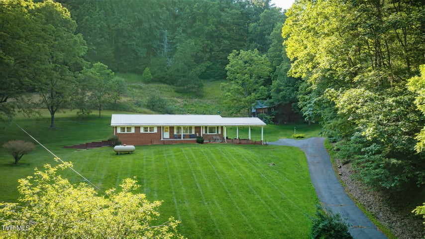 1st photo of 175 Robert Rice Road