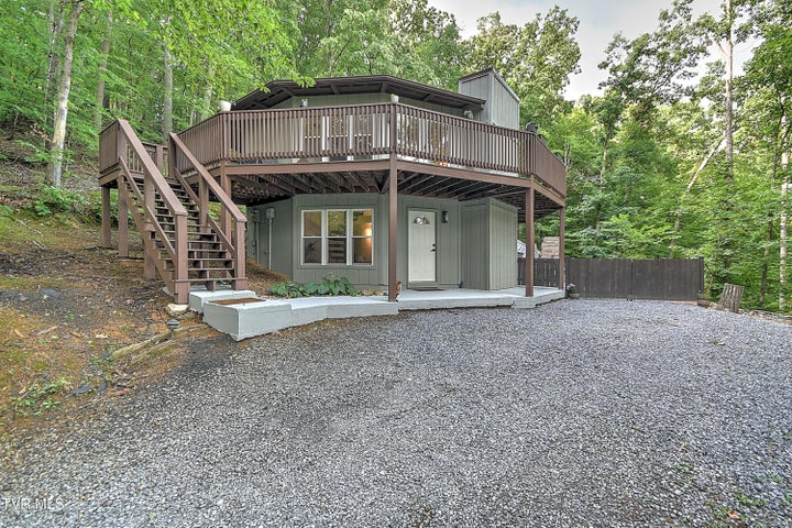 1st photo of 239 Stevenson Hill Road