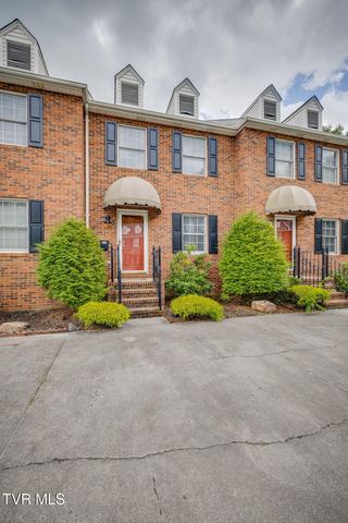 1st photo of 461 Eastley Court