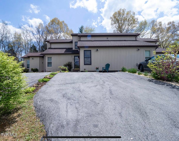 1st photo of 780 Hamilton Road