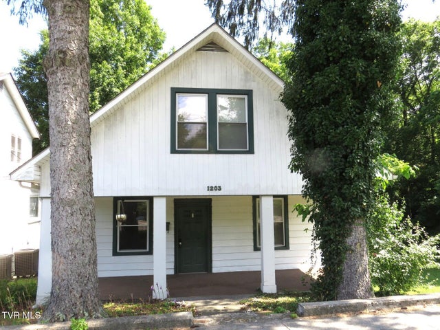 1st photo of 1203 Virginia Avenue