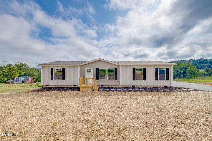 1st photo of 106 Iris Lane