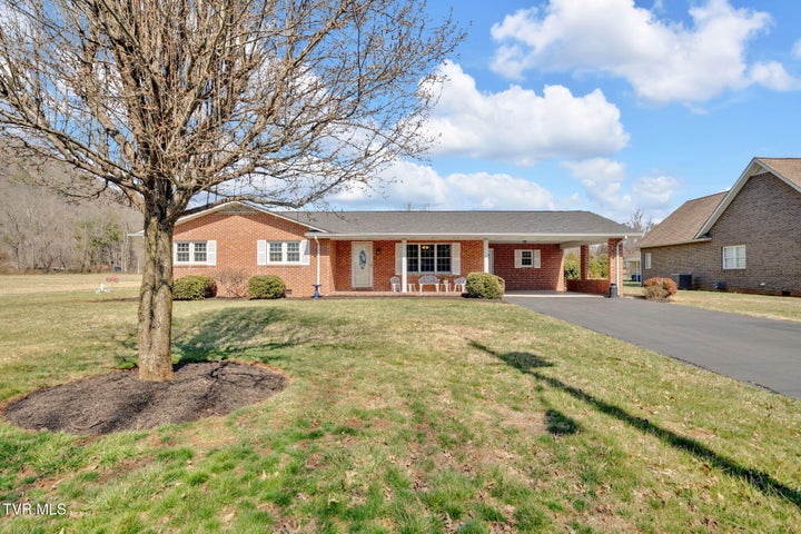 1st photo of 520 Lyle Road