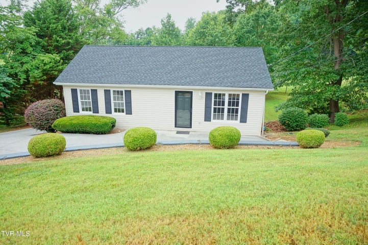 1st photo of 311 Jefferson Drive