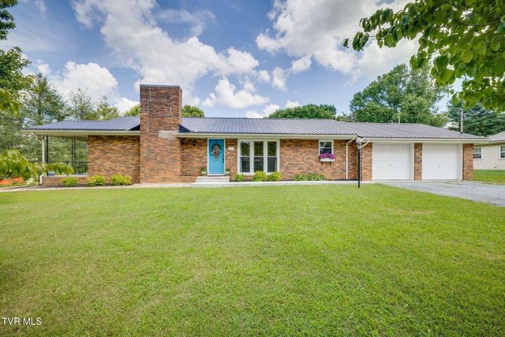 1st photo of 576 Buckingham Road