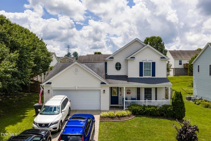 1st photo of 129 Violet Lane