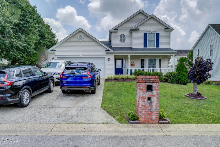 1st photo of 129 Violet Lane