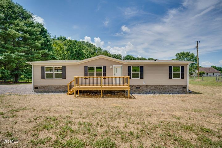 1st photo of 897 Bulls Gap Saint Clair Road