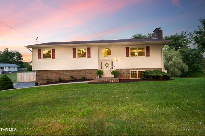 1st photo of 110 Wellington Court