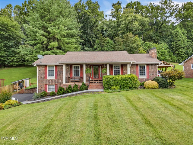 1st photo of 5009 Surrey Drive