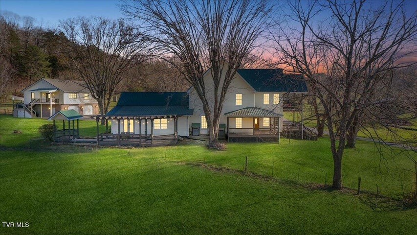 1st photo of 225 Mary Lamons Road