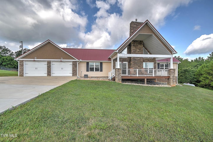 1st photo of 576 Jones Franklin Road