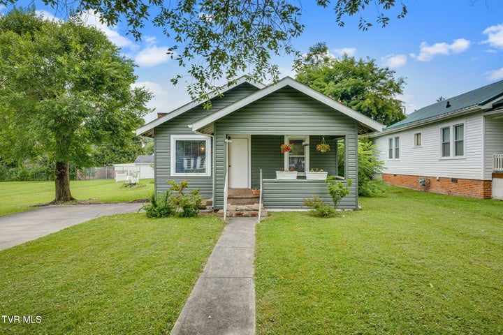 1st photo of 302 Ferguson Avenue