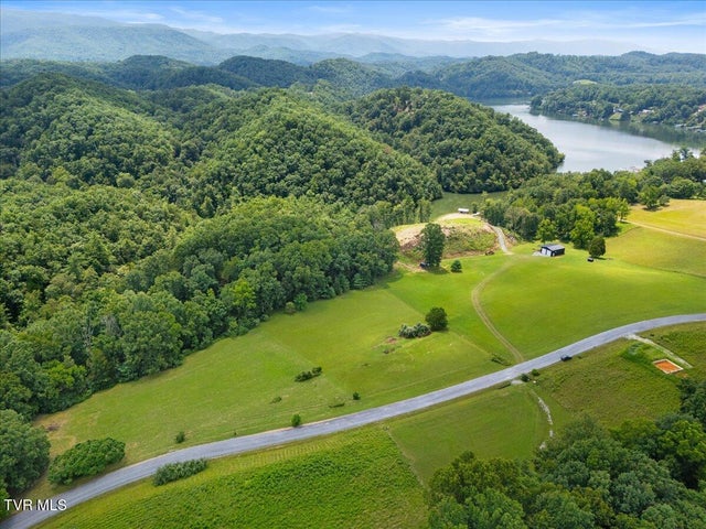 1st photo of Tbd Lake Pointe Drive