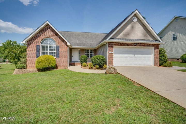 1st photo of 205 Rockingham Meadows Drive