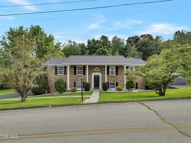 1st photo of 508 Meadowlark Drive