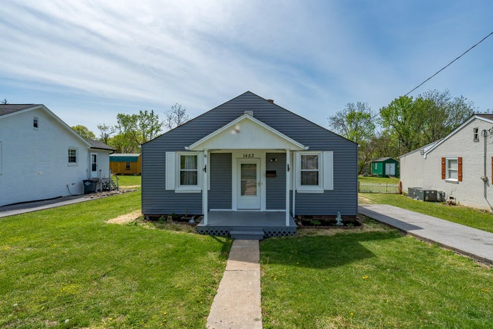 1st photo of 1453 Garden Drive