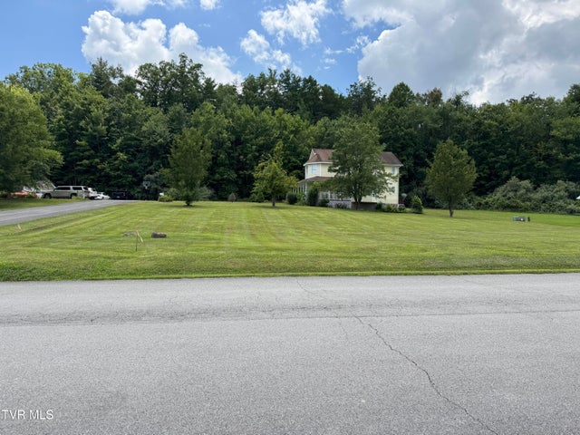 1st photo of Tbd Bear Creek Meadows Drive