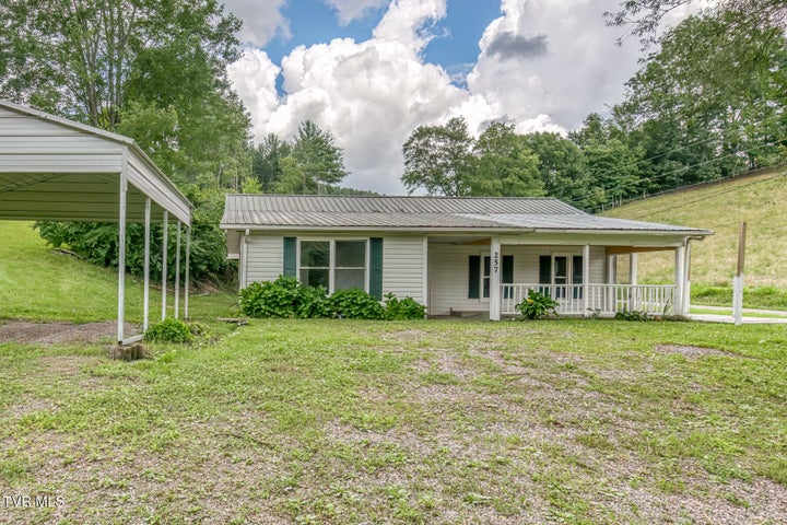 1st photo of 257 West Holy Hill Road