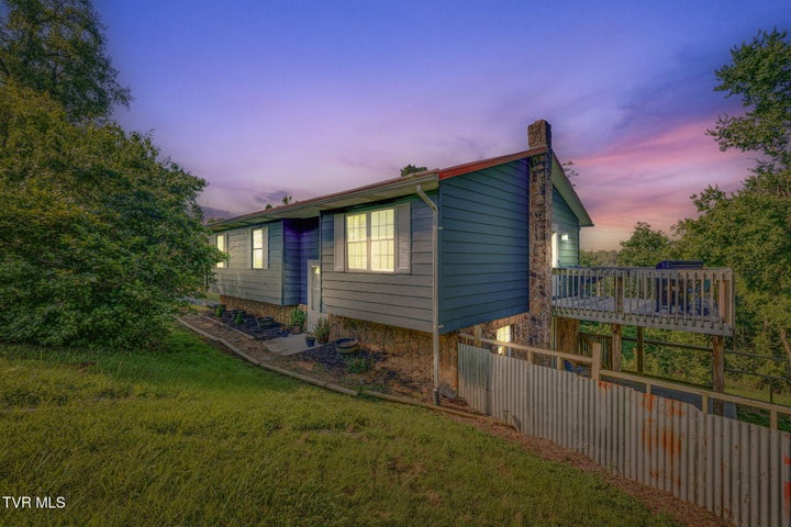 1st photo of 250 Riggs Road