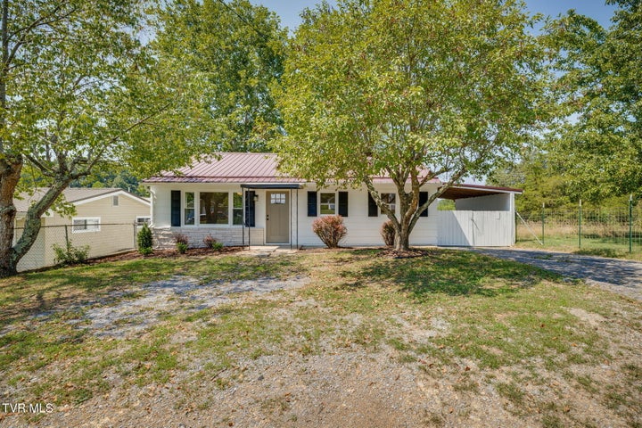 1st photo of 5821 Lone Star Road