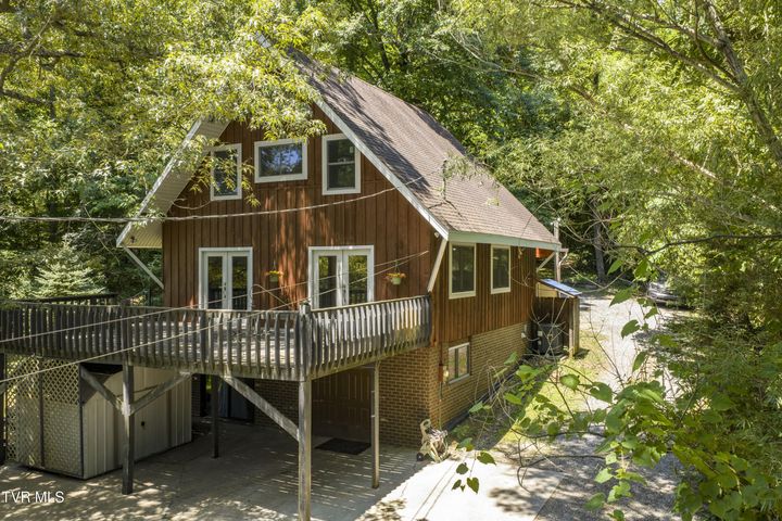 1st photo of 137 Forester Lane