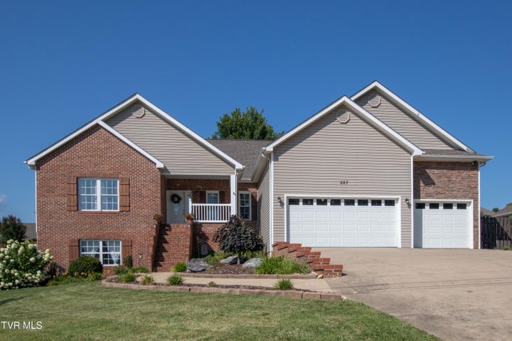 1st photo of 587 Free Hill Road