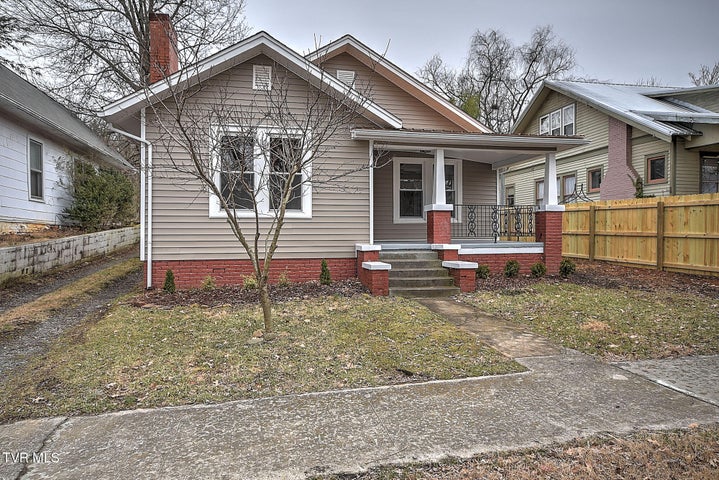 1st photo of 409 Locust Street