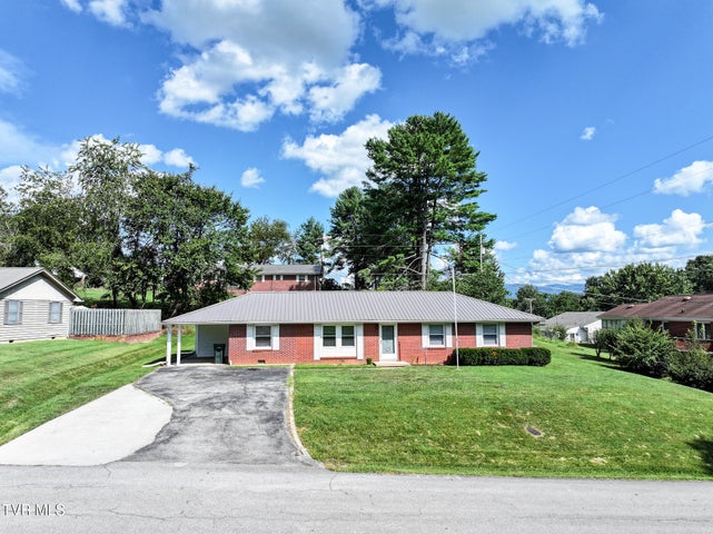 1st photo of 102 College View Drive