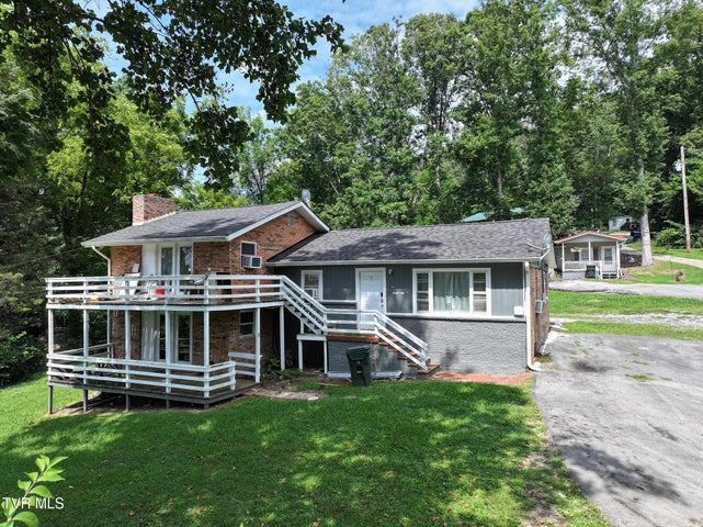 1st photo of 432 Whirlwind Road