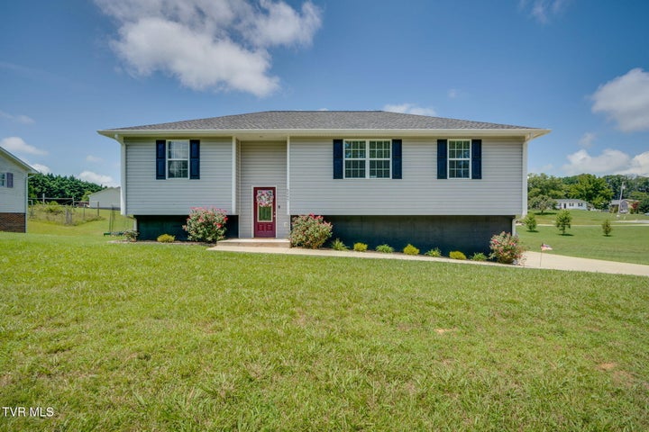 1st photo of 6245 Snapps Ferry Road