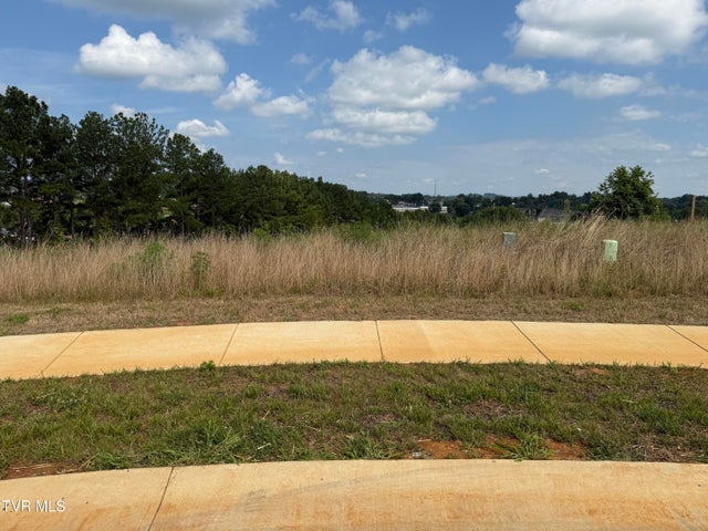 1st photo of Lot 24 Glaze Farm Way