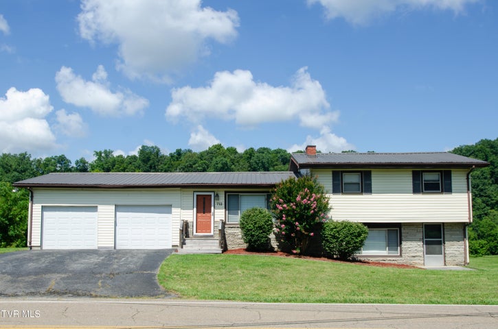 1st photo of 712 Old Elizabethton Highway