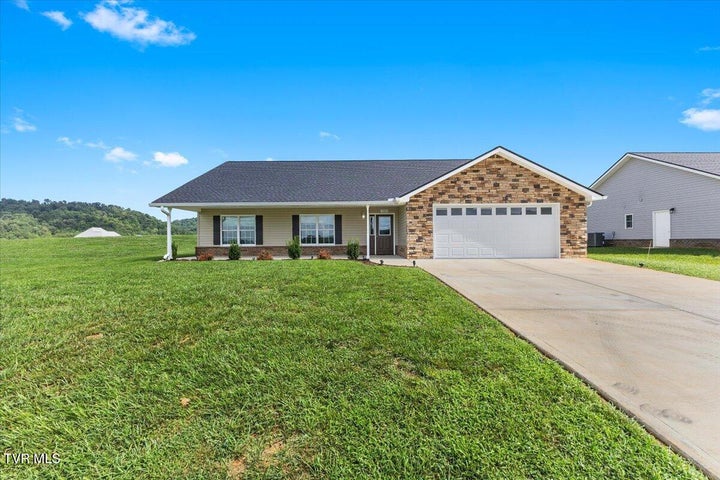 1st photo of 589 Pleasant Valley Road