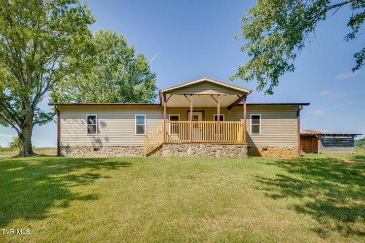 1st photo of 445 Ducktown Road