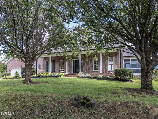 1st photo of 456 Greystone Road