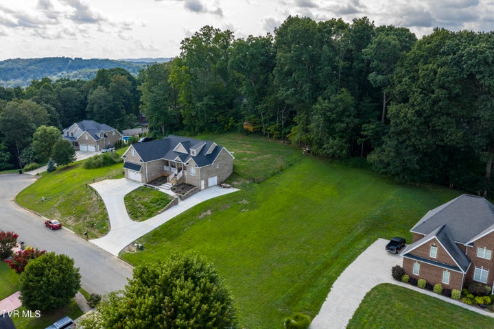 1st photo of 172 Sugarcane Lane