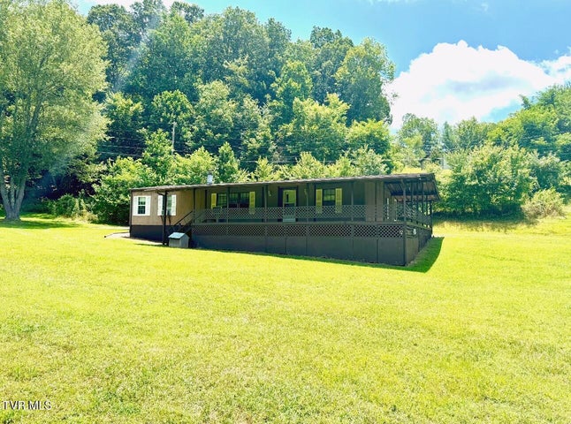 1st photo of 751 Tuggle Hill Road