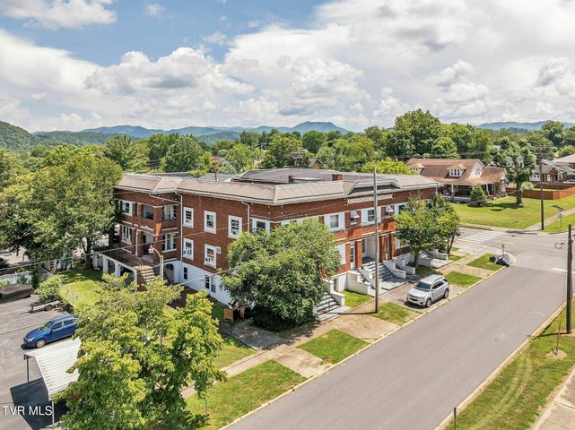 1st photo of 112 Watauga Avenue